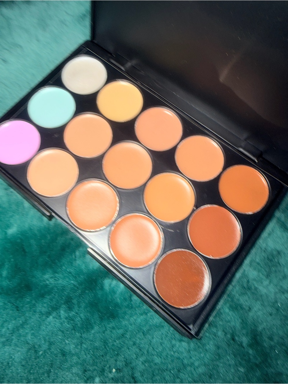 Concealer & Corrector Palette